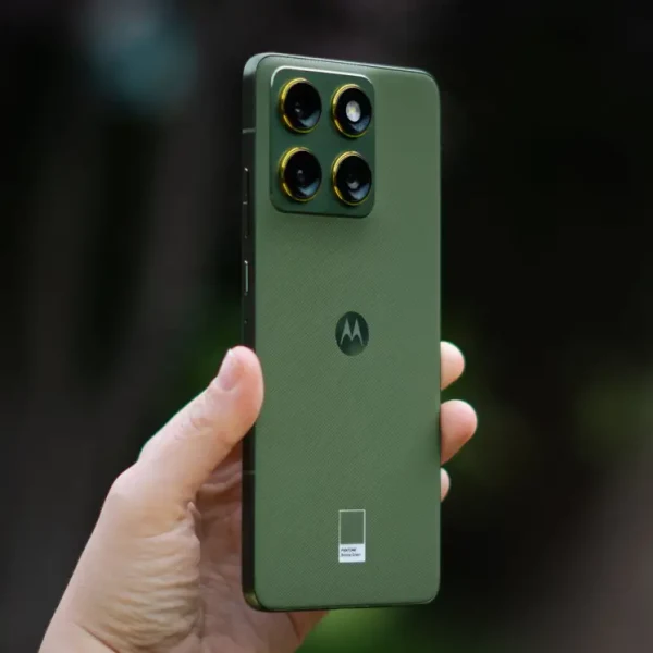 سعر ومواصفات Motorola Edge 70 Ultra